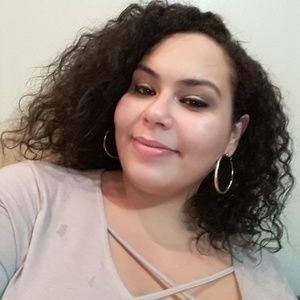 Meet your Posher, Krystal